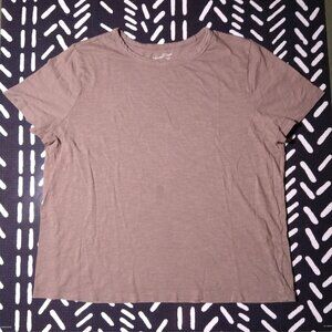 Universal Thread T-Shirt